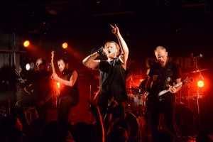 Live5